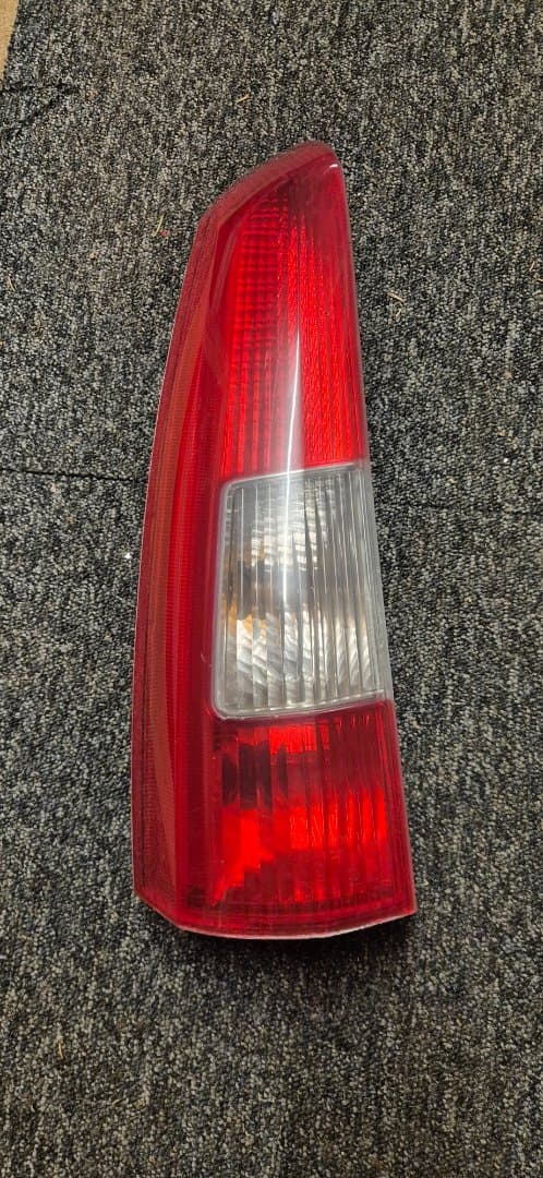 Baklykt venstre til Volvo V70