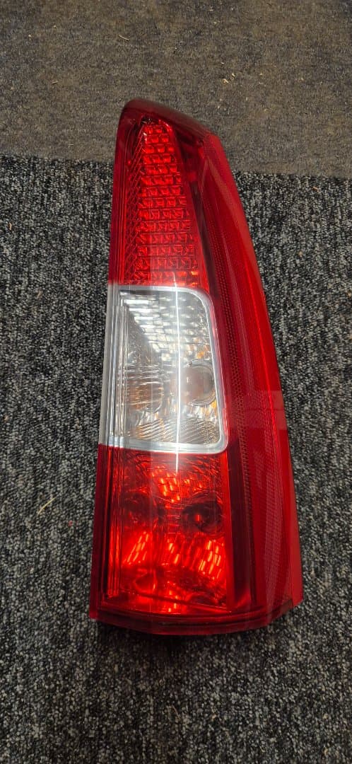 Volvo V70 - Baklykt høyre
