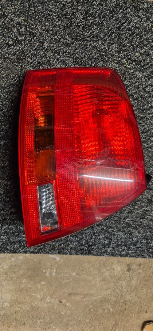 Audi A4 - Baklykt venstre