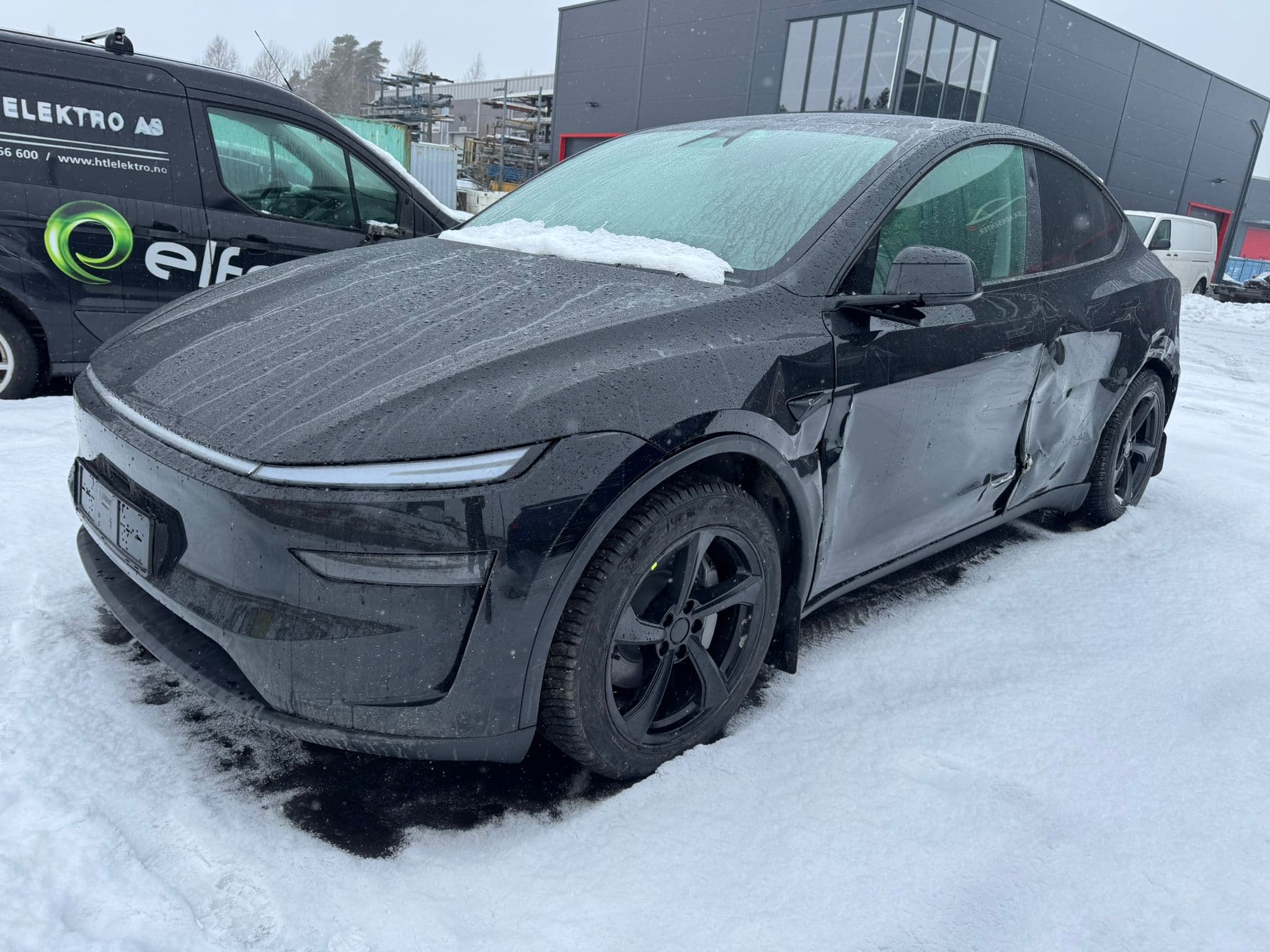 TESLA Model Y - Støtfanger bak