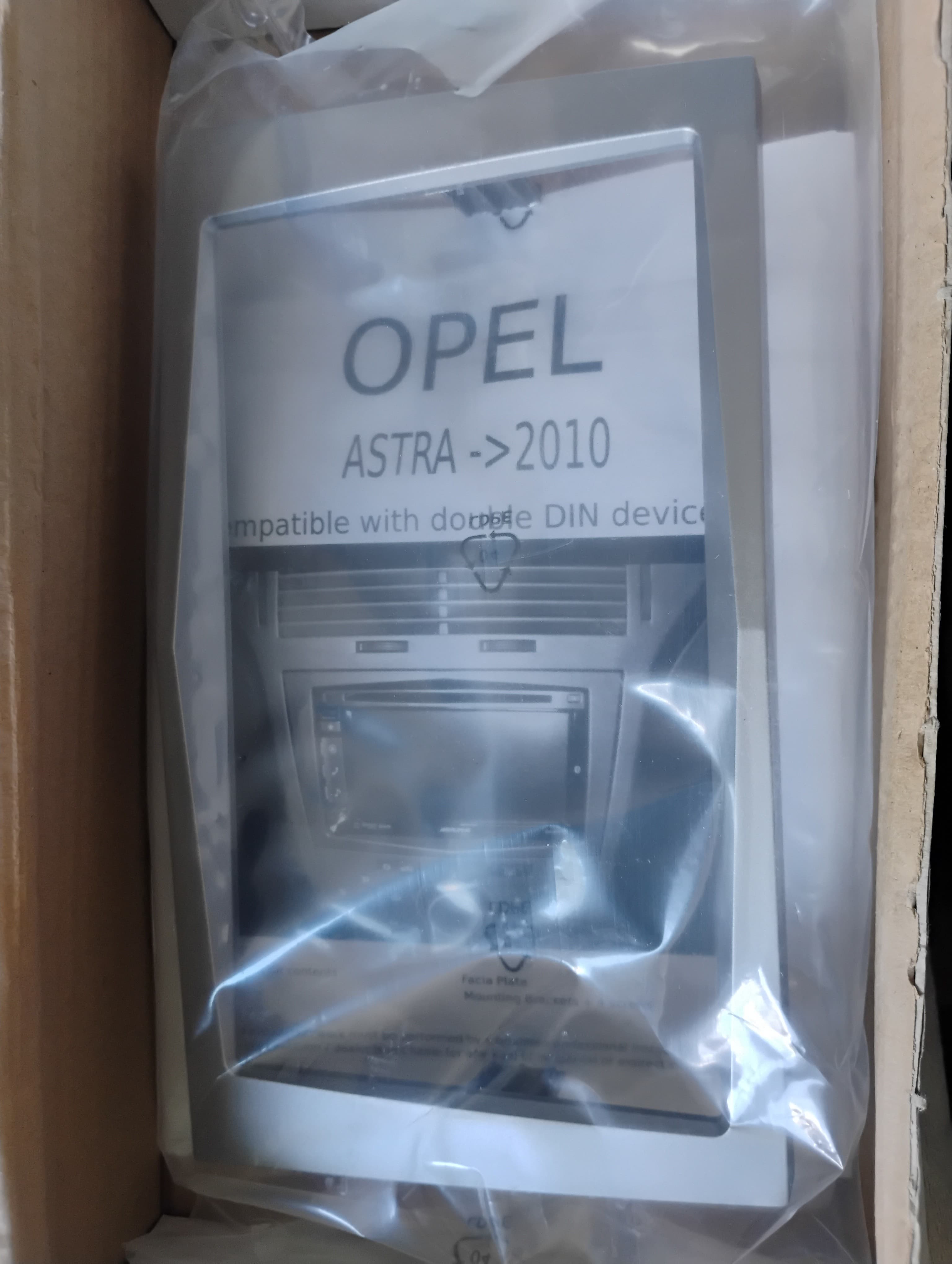 Opel Astra - Radio/multimediesystem